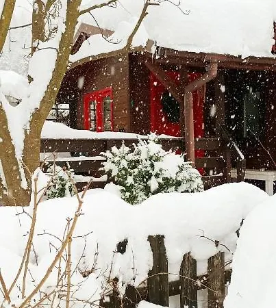 Osada Bura Polana 펜션 *